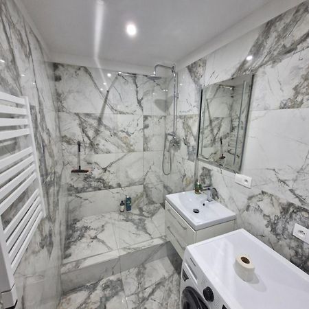 Peti Apartman Centrum Galanta Extérieur photo