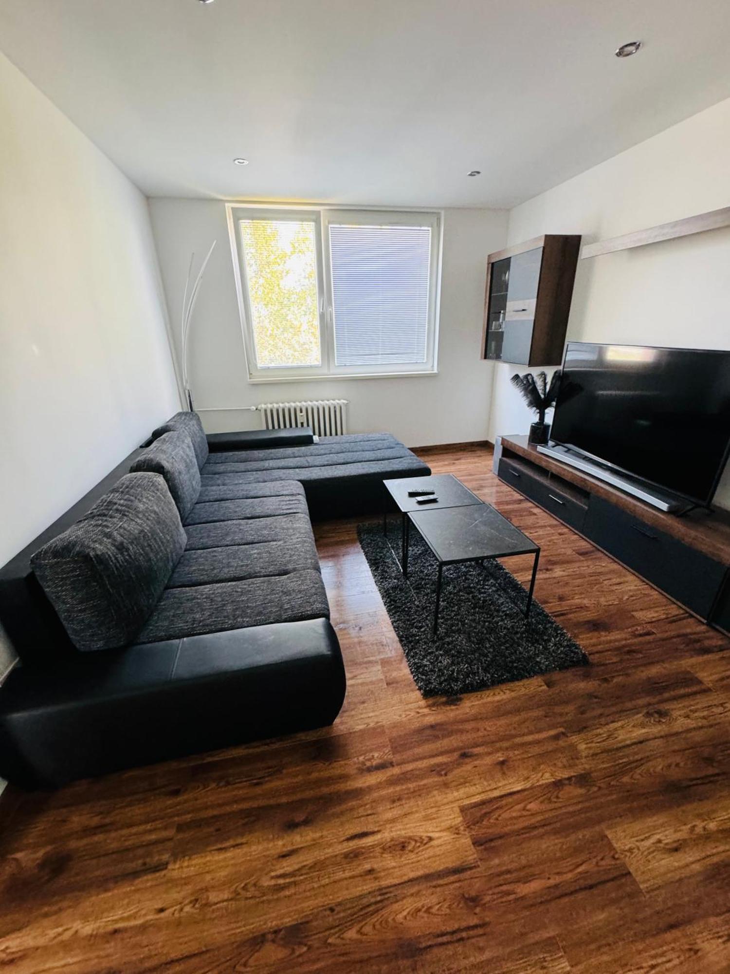 Peti Apartman Centrum Galanta Extérieur photo