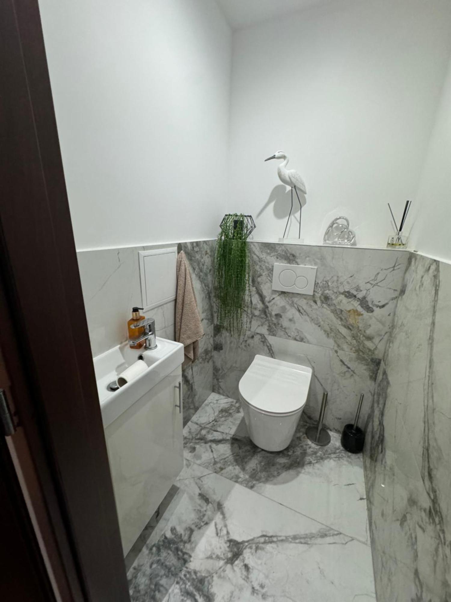Peti Apartman Centrum Galanta Extérieur photo