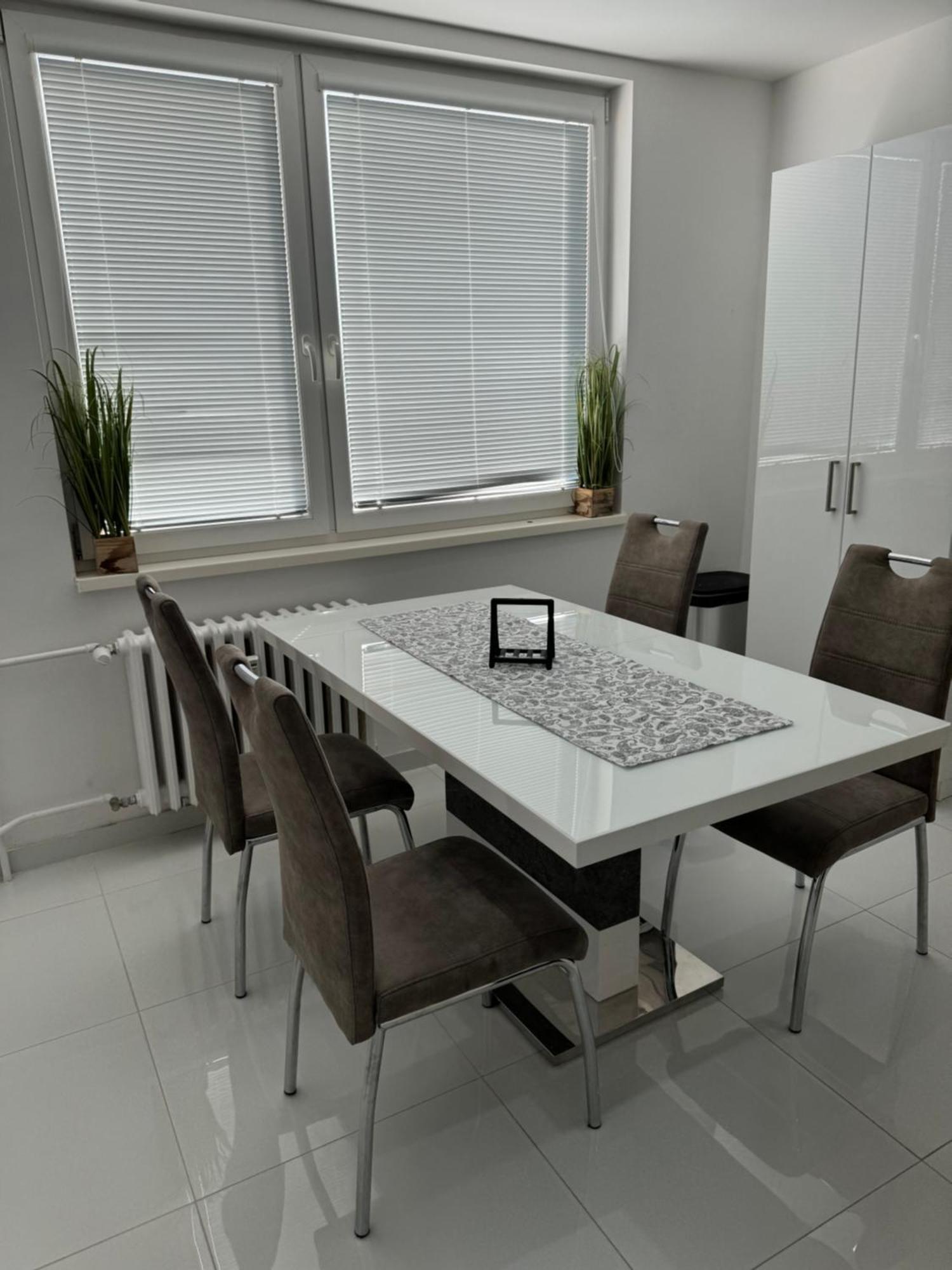Peti Apartman Centrum Galanta Extérieur photo